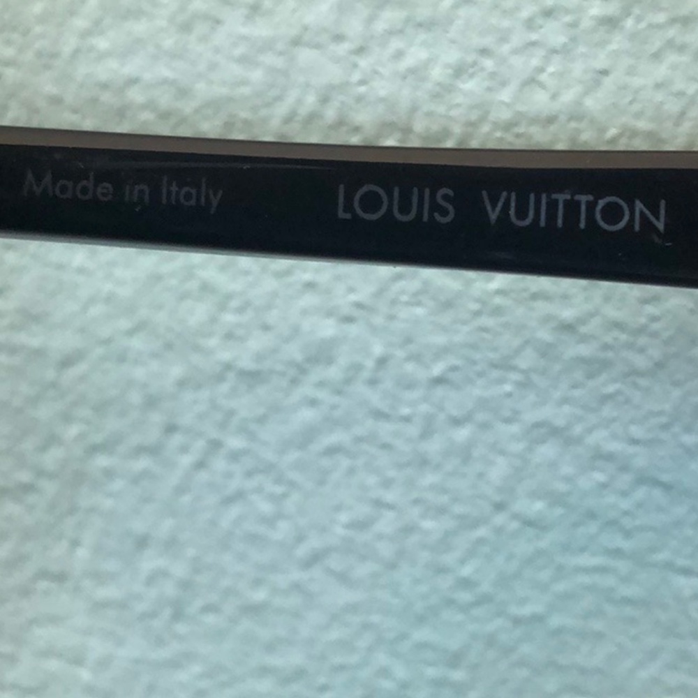 Louis Vuitton DAPHNE Polarized Sunglasses - Picture 9 of 11
